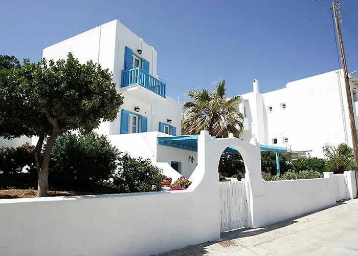 Villa Sophie Naousa 