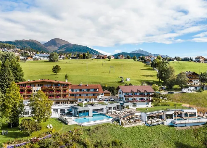 Parkhotel Holzerhof Meransen