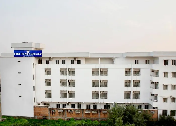Hotel The White Lotus View Pvt Ltd Siddharthanagar