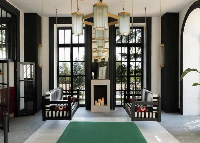 Esquisse Design Hotel Telavi