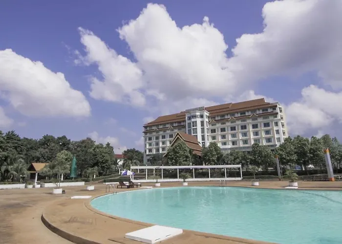 Arawan Riverside Hotel Pakse