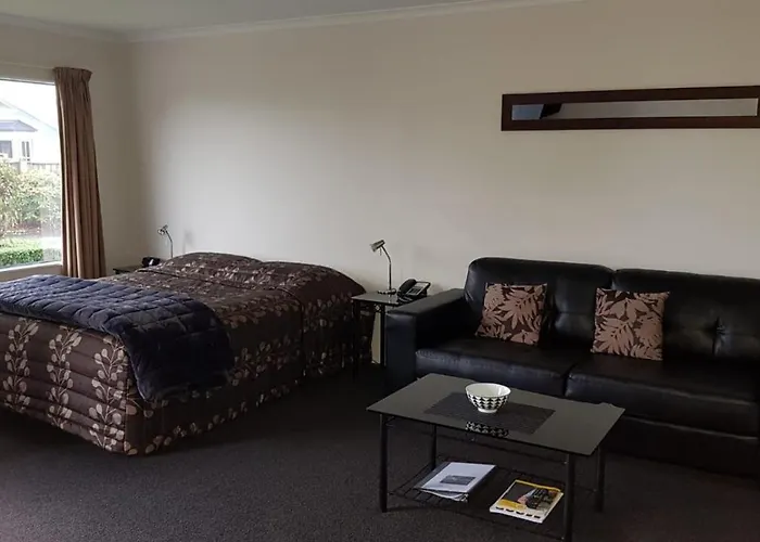 Tudor Lodge Motel Hawera