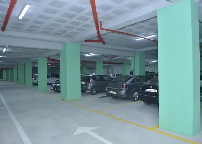 Twin Towers Hotel City & Beach Resort Shengjin 