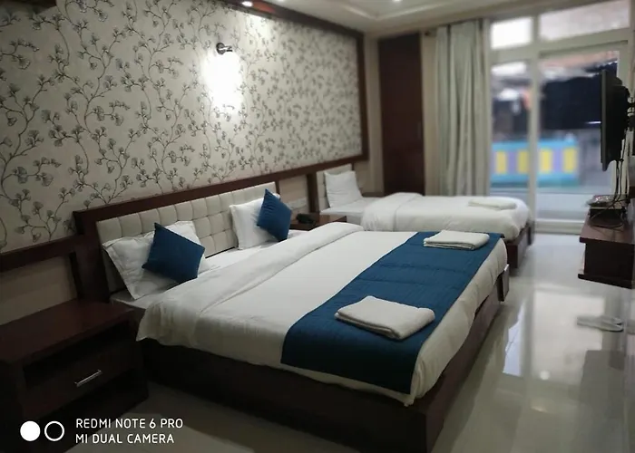 Hotel Sjr Varanasi