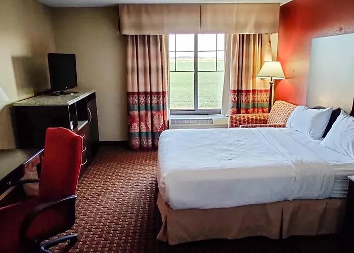 Doubletree By Hilton Owatonna Hotel