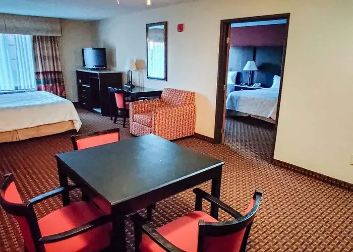 Doubletree By Hilton Owatonna Hotel