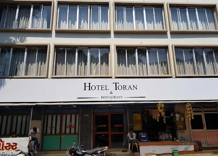 Hotel Toran 100 Metres Away From Diu