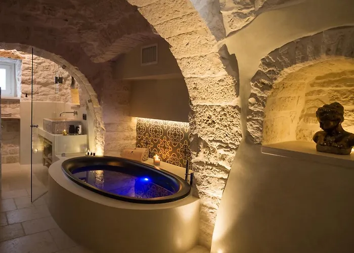 Bed and Breakfast La Mandorla Luxury Trullo Alberobello