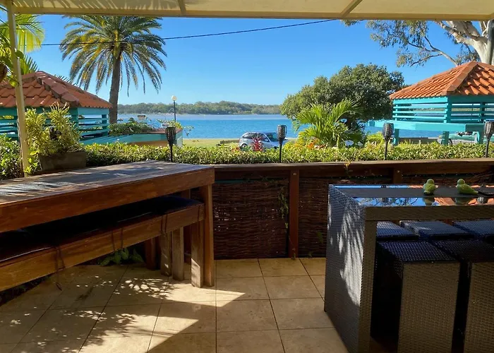 The Esplanade Riverview Holiday Apartments Maroochydore
