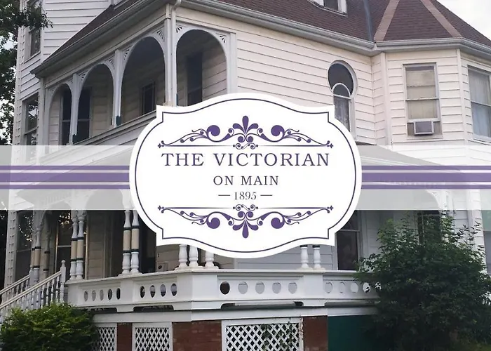 The Victorian On Main Bed & Breakfast Fairfield