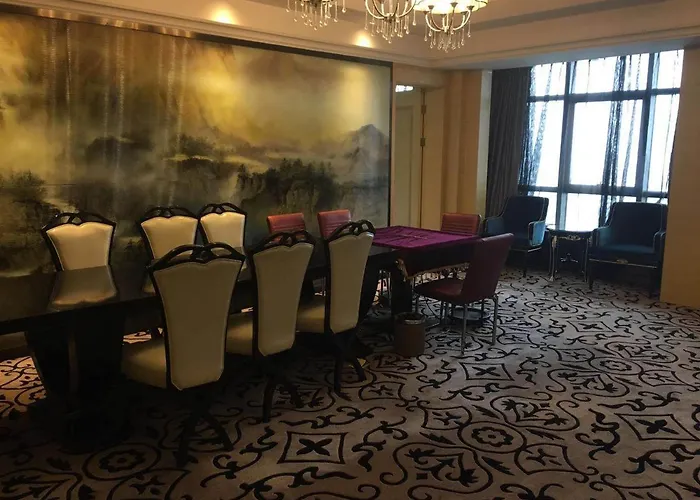 Ramada By Wyndham Yangzhou Baoying Hotel