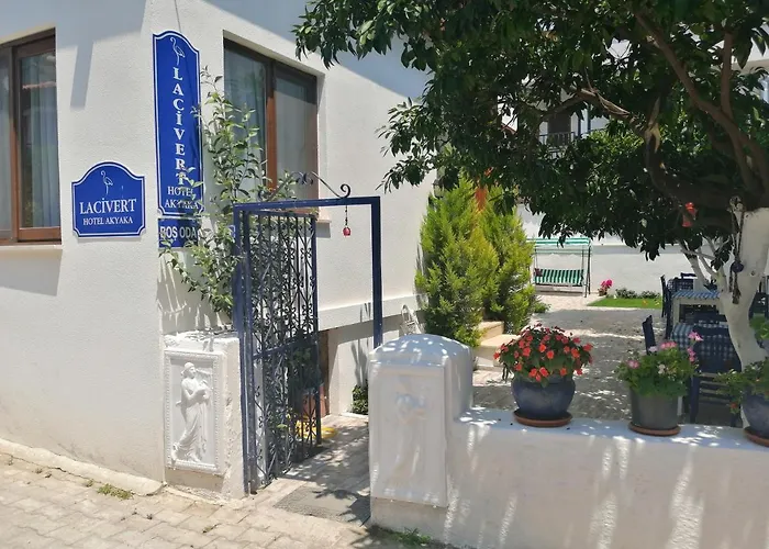 Lacivert Otel Akyaka
