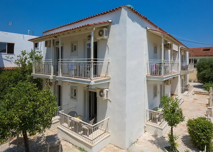 Paralia Studios Kavos