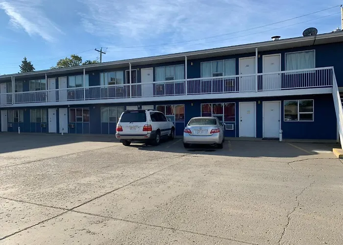 Raven Motor Inn High Prairie