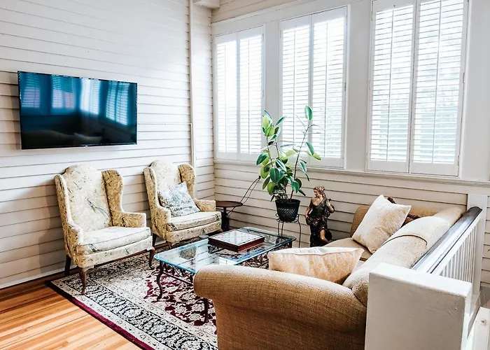 Heritage House Bed & Breakfast - Boutique Adults-Only Inn Opelika