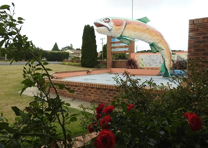 Big Trout Motel Oberon