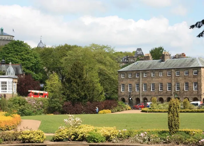 No 6 The Square Tearooms & Accommodation Buxton 