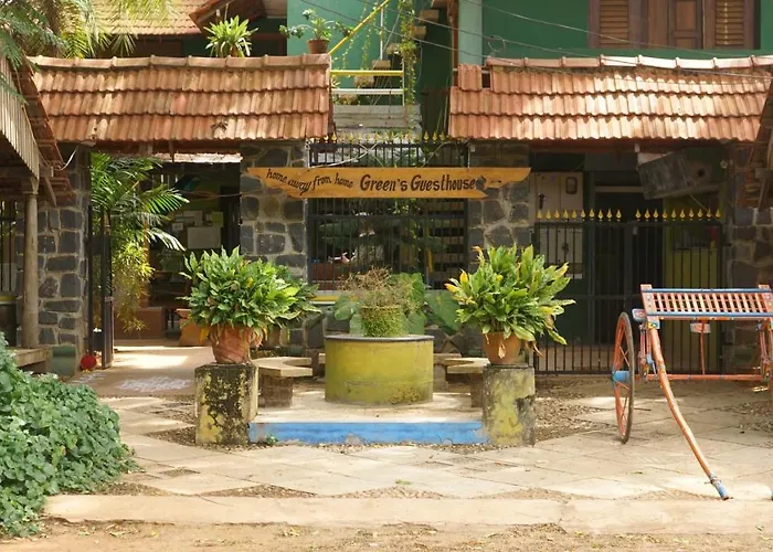 Green'S Guest House Auroville