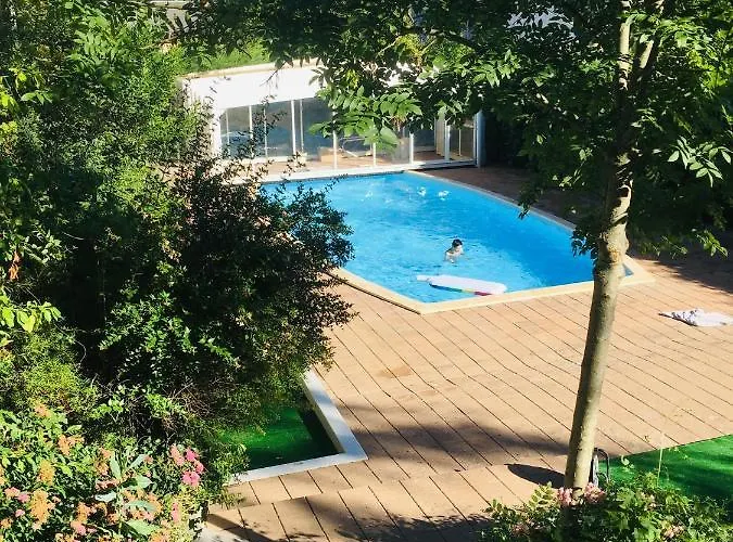 Hôtel-Restaurant La Bergerie Sévérac-le-Château