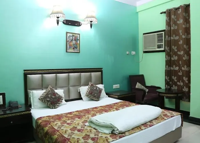 Revels Plum Bed & Breakfast New Delhi