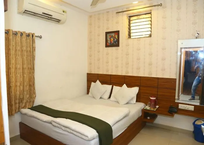 Hotel Khushi Palace Ahmedabad