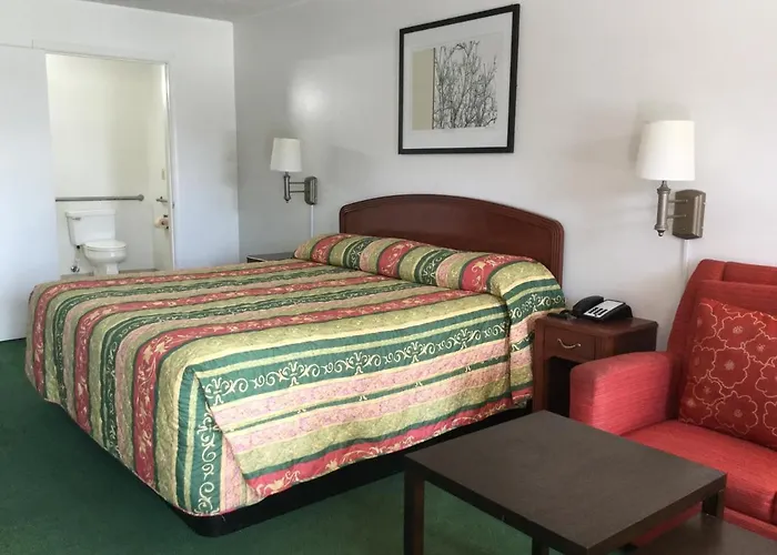 American Inn Metter