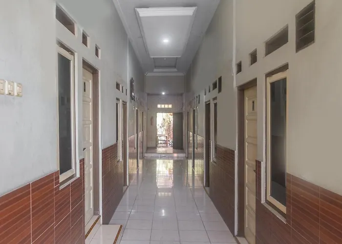 Spot On 3155 Penginapan Banyu Biru Syariah Jakarta