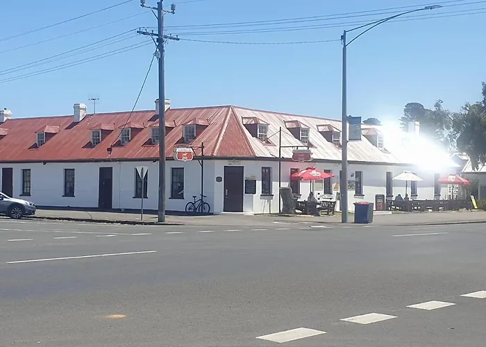 The Caledonian Inn Port Fairy