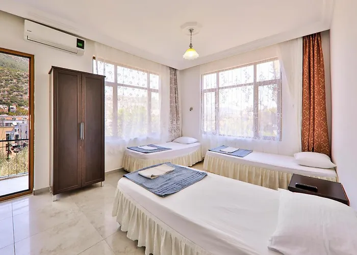 Santosa Pension Kaş