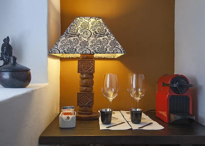Lez Lezards Bed & Breakfast Cartagena