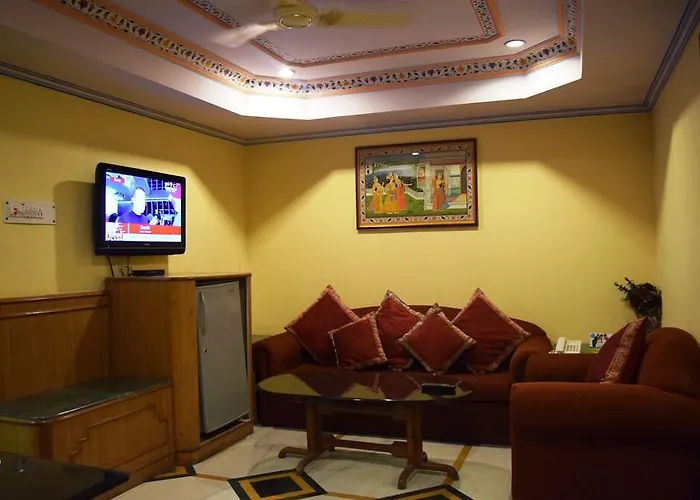 Fort Chandragupt Hotel Jaipur