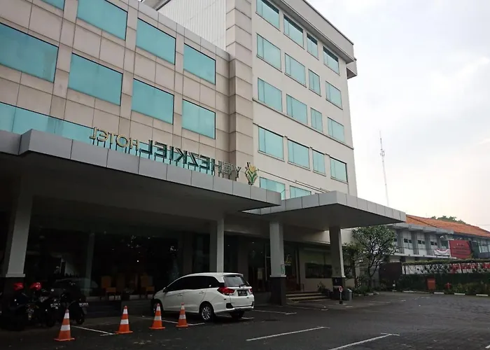 Hotel Yehezkiel Surapati Mitra Reddoorz Bandung