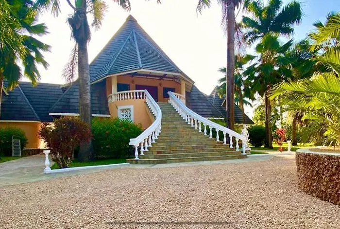 Sunset Villa Boutique Resort Diani Beach