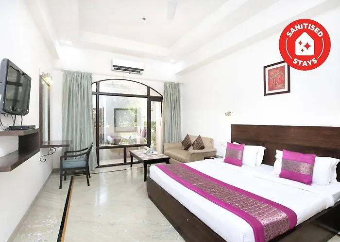 Capital O 15395 Hotel 42 Amritsar