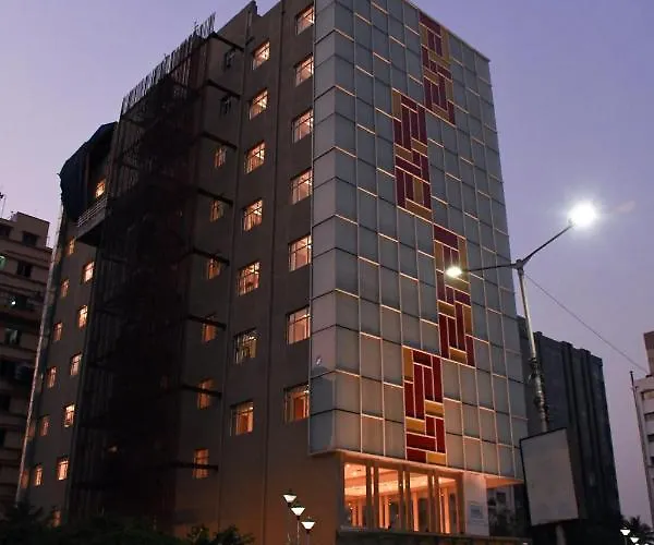 Lynq Aero Hotel Kolkata