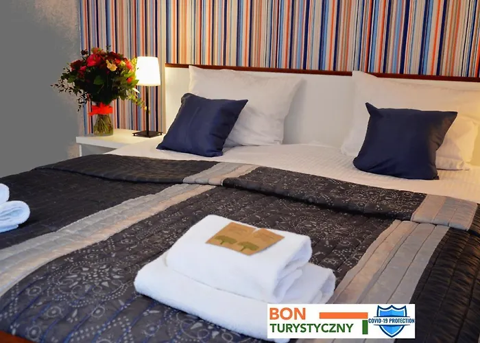 Cracow Central Aparthotel Краків