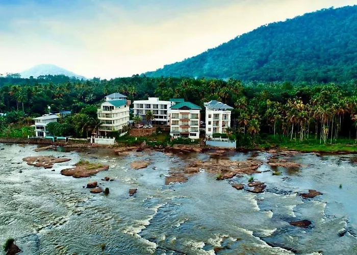 Athirapilly River Resort Athirappilly
