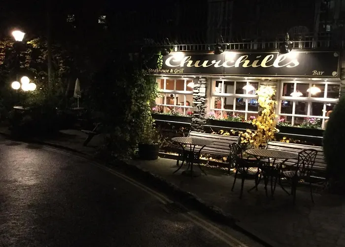 Churchills Inn & Rooms Bowness-on-Windermere