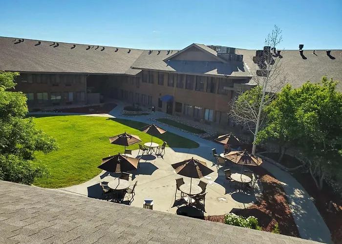 Best Western Plus Plaza Hotel Longmont