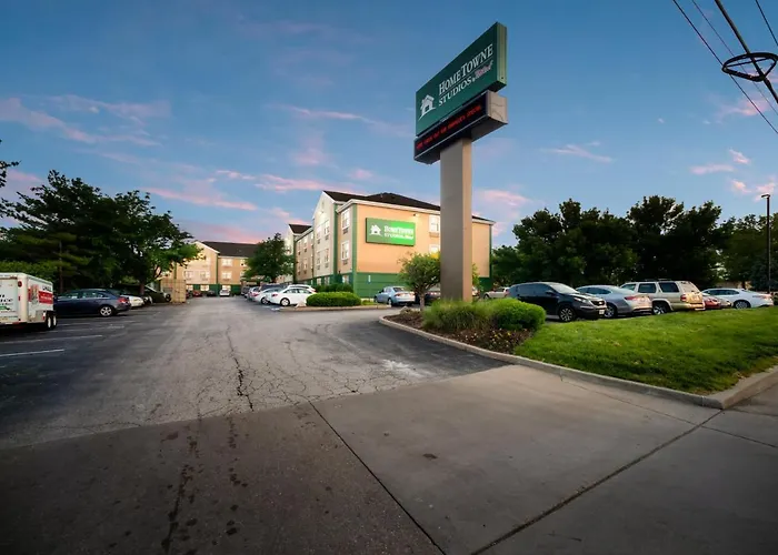 Hometowne Studios By Red Roof St. Louis - Airport/N Lindbergh Hazelwood