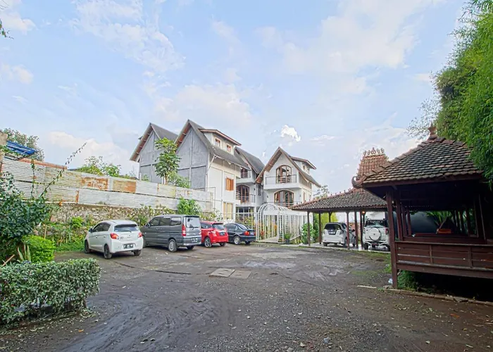 Djourney Hotel Lembang By Escotel