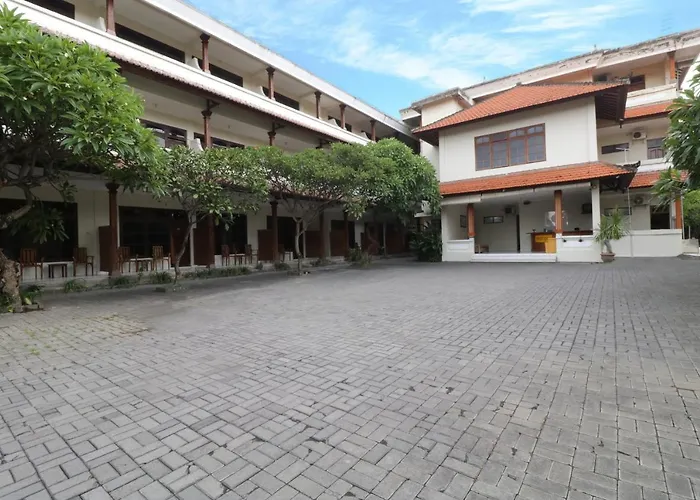 Spot On 2426 Hotel Aget Jaya II Denpasar 