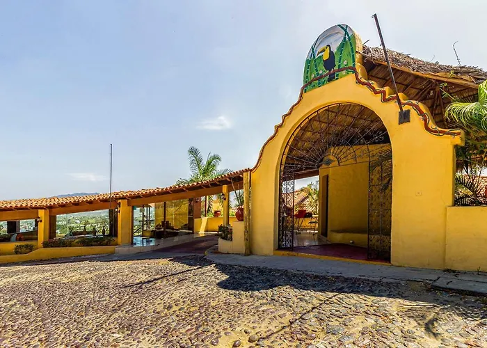 Hotel Plaza Tucanes Manzanillo