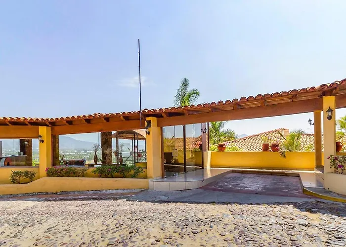 Hotel Plaza Tucanes Manzanillo