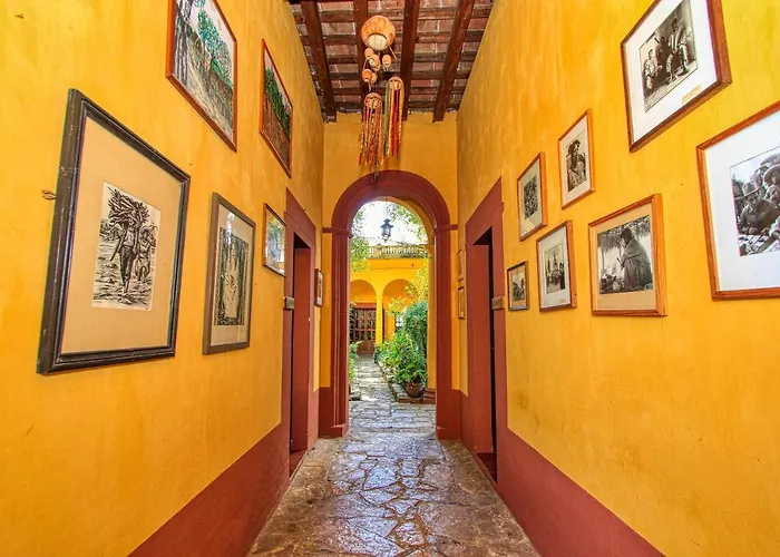 Hotel Na Bolom San Cristobal de las Casas