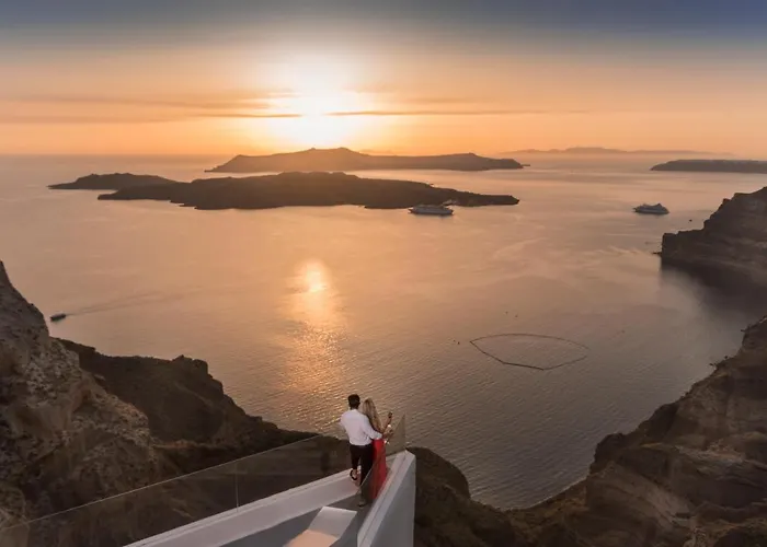Symphony Suites Santorini Pyrgos Kallistis