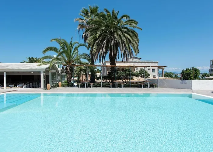 Anita Hotel Perama 