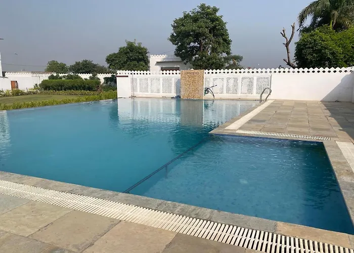 Roop Shree Hotel Chittorgarh