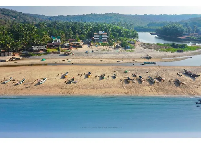 Blue Lagoon Khavane Vengurla