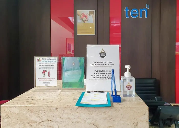 Ten Ekamai Suites By Aspira - Sha Certified Bangkok
